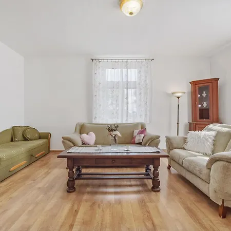 Vila Gala Ubytovani Apartmany V Secesni Vile Soukrome Parkovani U Domu Zdarma Ceska Lipa Exterior photo