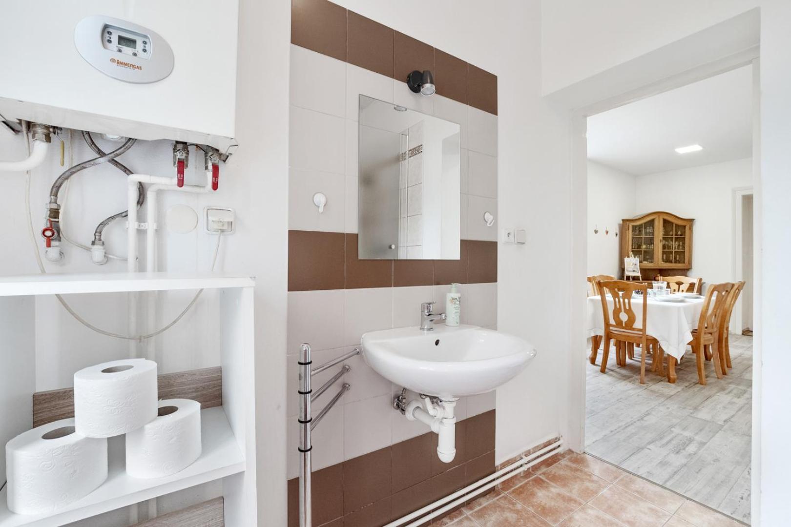 Apartment Gala V Secesni Soukrome Parkovani U Domu Zdarma Ceska Lipa